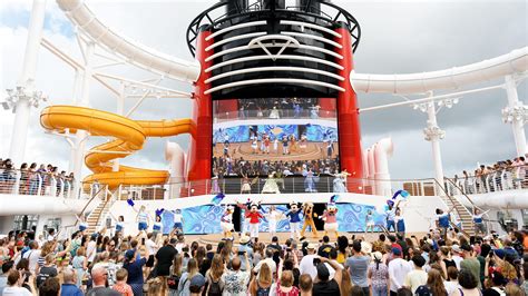 best cruise with teens|best cruise for older kids.